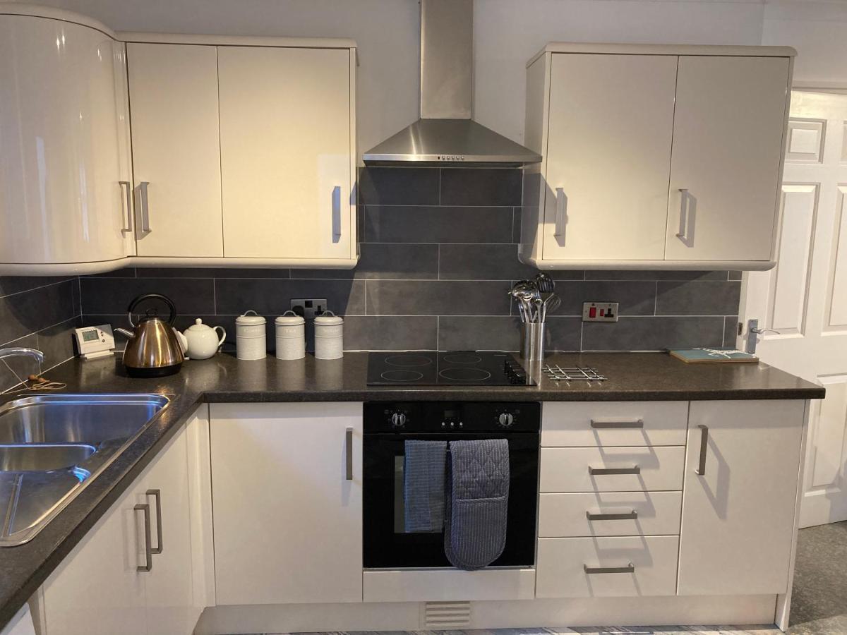 Modern 2 Bedroom Ground Floor Apartment With Parking Ripon City Centre Exteriör bild